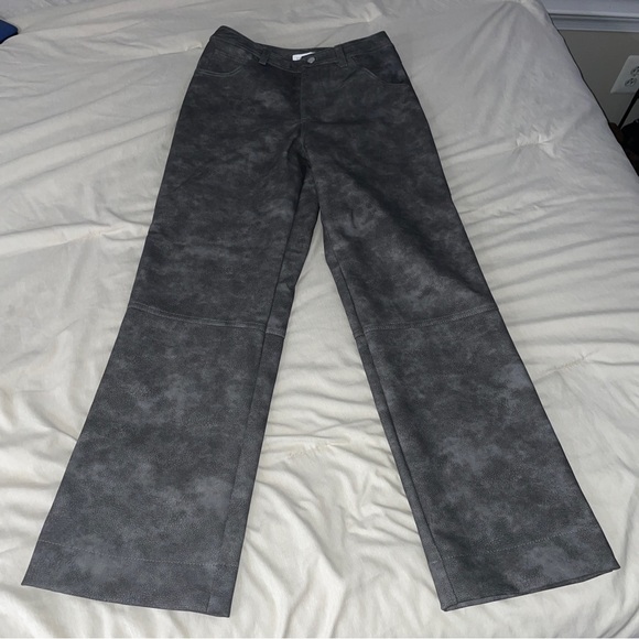 NEW Topshop Petite Grey Wash Faux Leather Pants - Picture 2 of 8